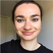 Fraîchement diplômée de la licence LEA (Langues Étrangères Appliquées) Anglais/Espagnol (Niveau européen C1 en anglais), je peux enseigner à Aix-En-Provence et dans les villes avoisinantes quelques heures par semaine pour tous niveaux